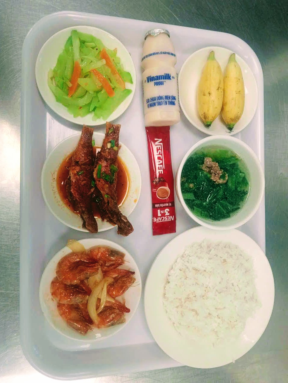 Khi Nào Doanh Nghiệp Nên Thuê Suất Ăn Công Nghiệp?