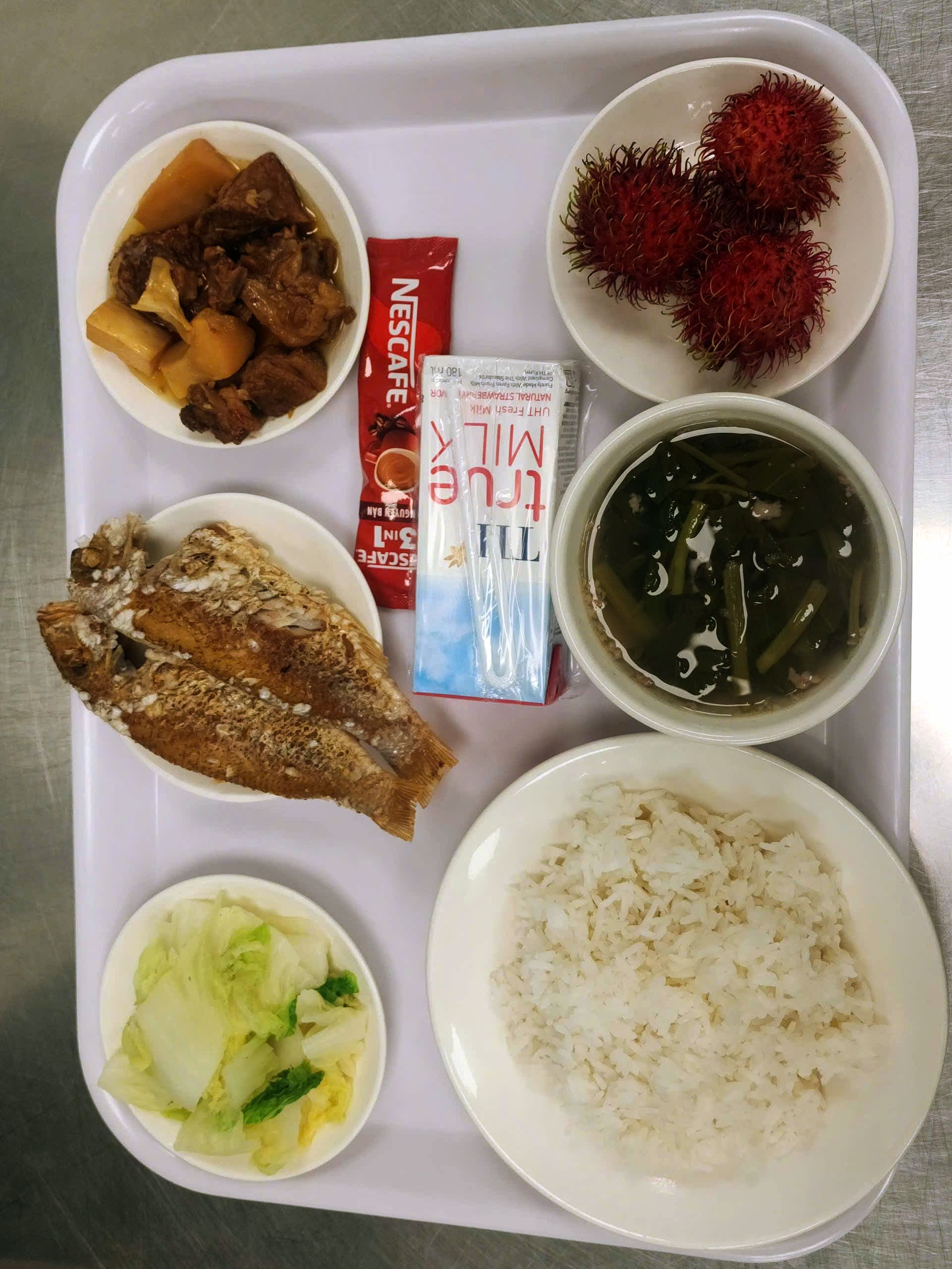 suất ăn công nghiệp