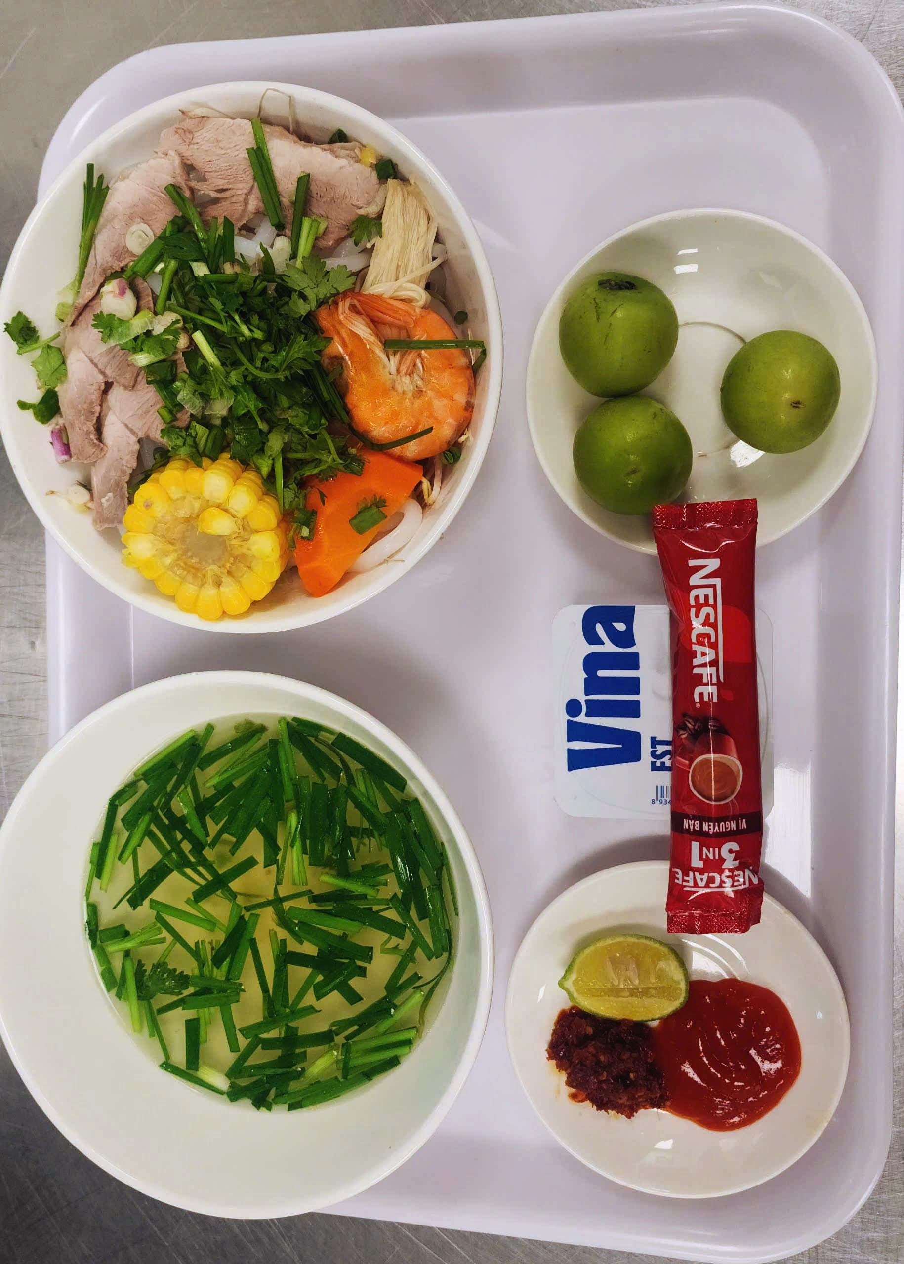 suất ăn công nghiệp