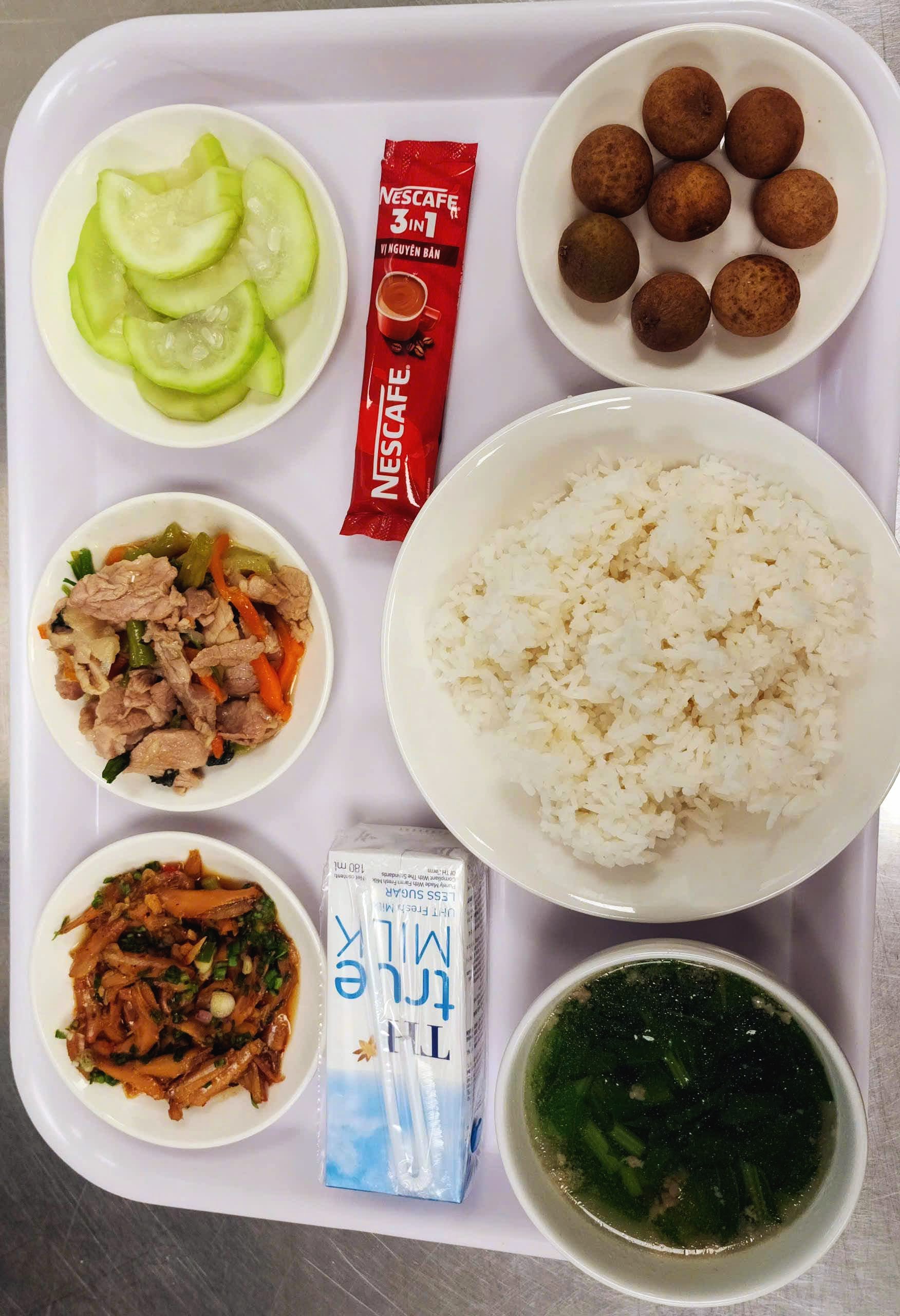 Suất Ăn Công Nghiệp Tại Biên Hòa – Bếp Ăn Nấu Tại Chỗ