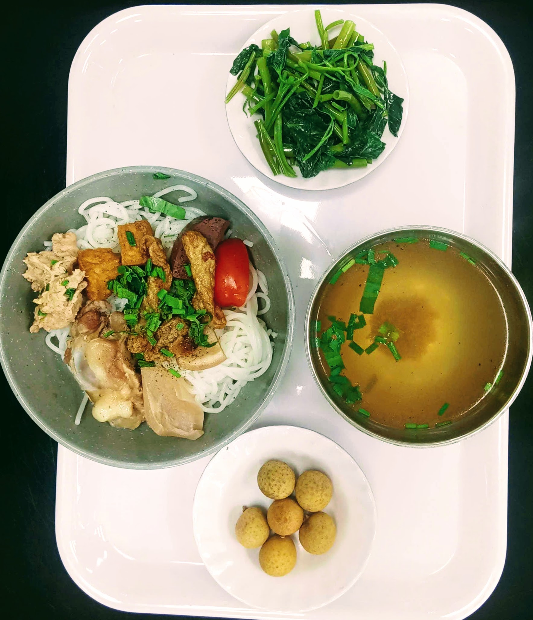 suất ăn công nghiệp