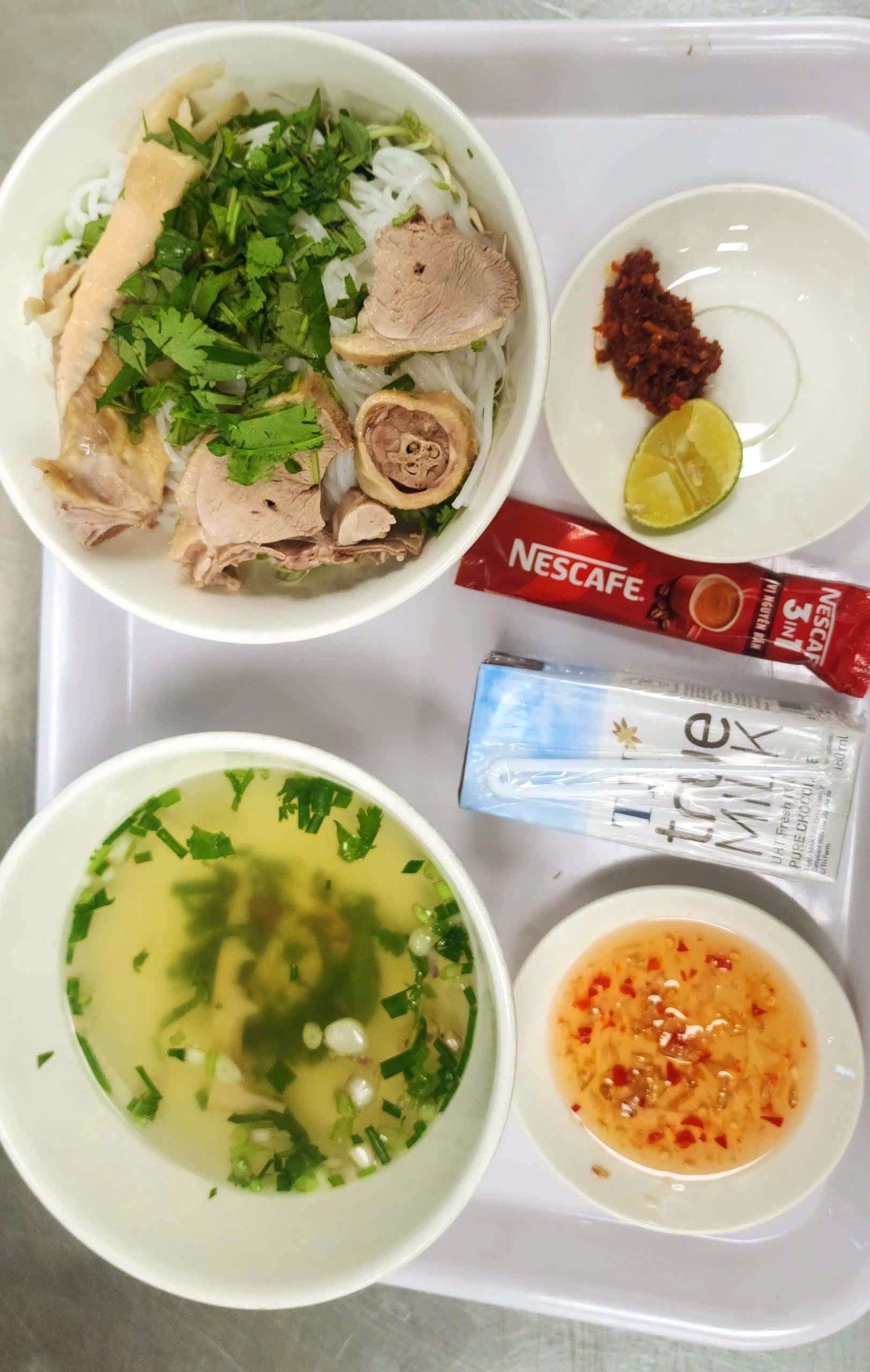 Suất Ăn Công Nghiệp Tại Biên Hòa – Bếp Ăn Nấu Tại Chỗ