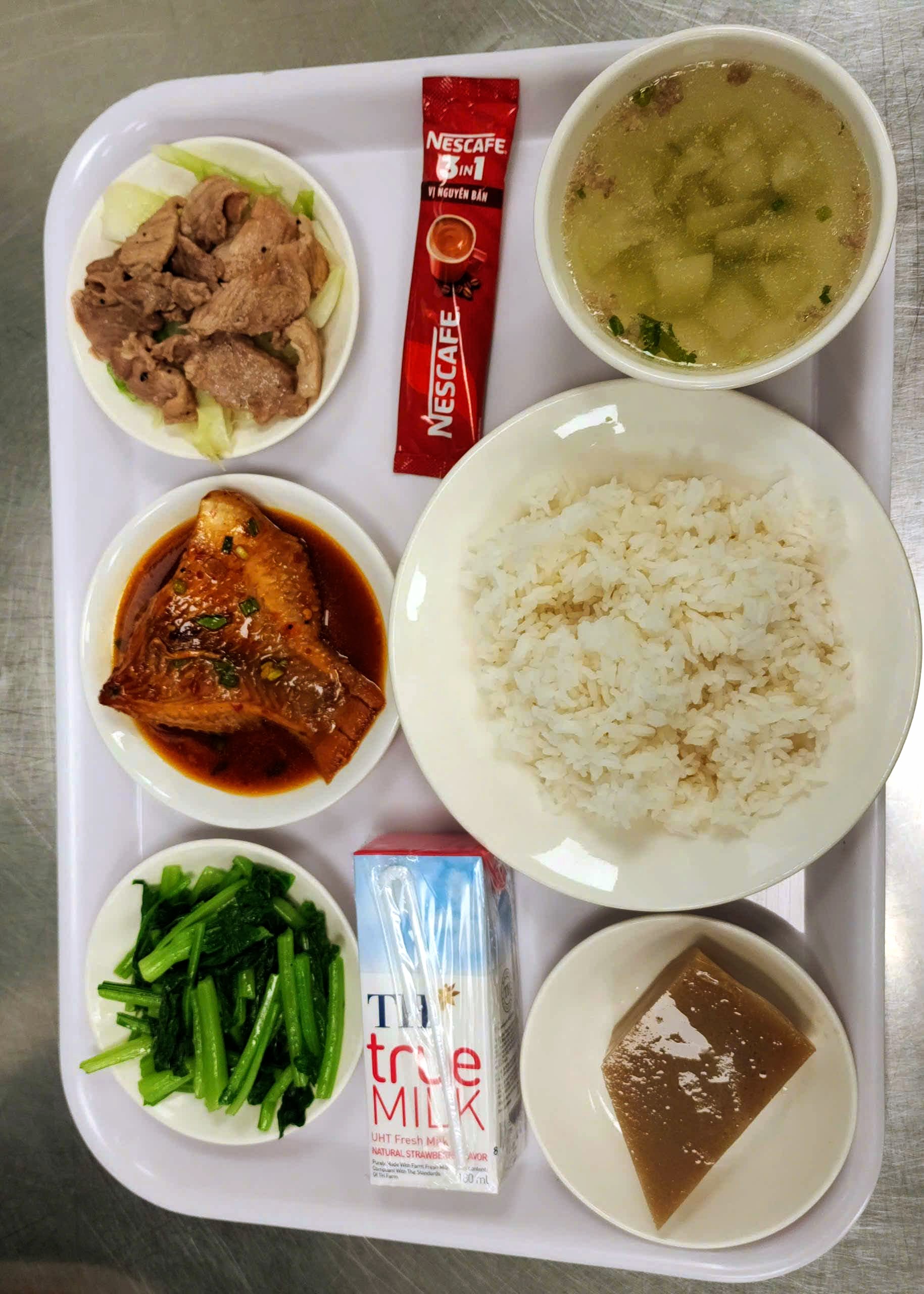 suất ăn công nghiệp