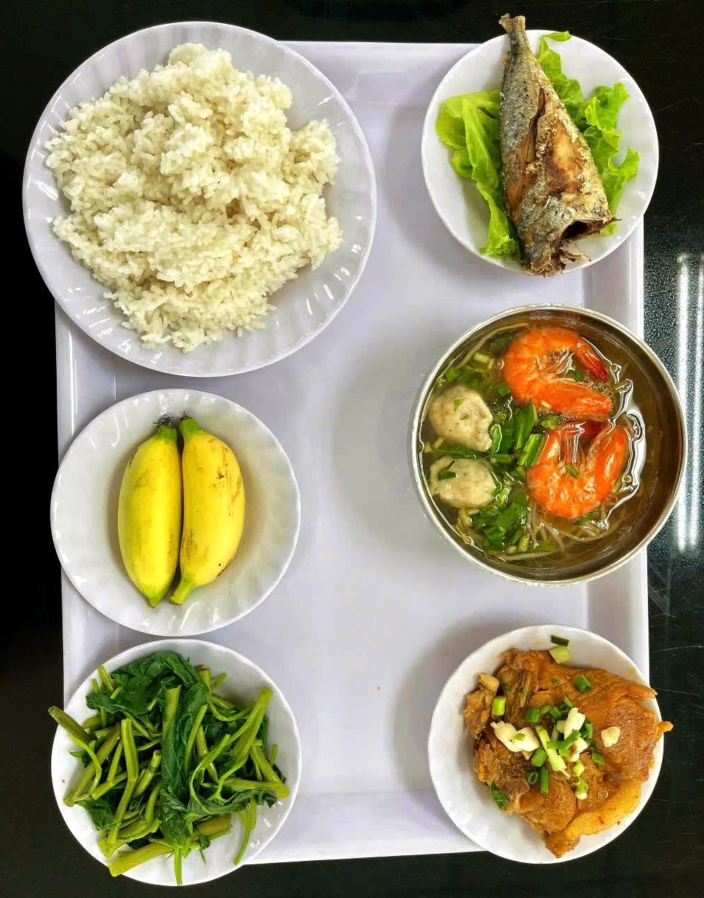 suất ăn công nghiệp