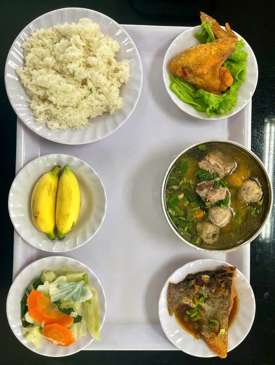 suất ăn công nghiệp