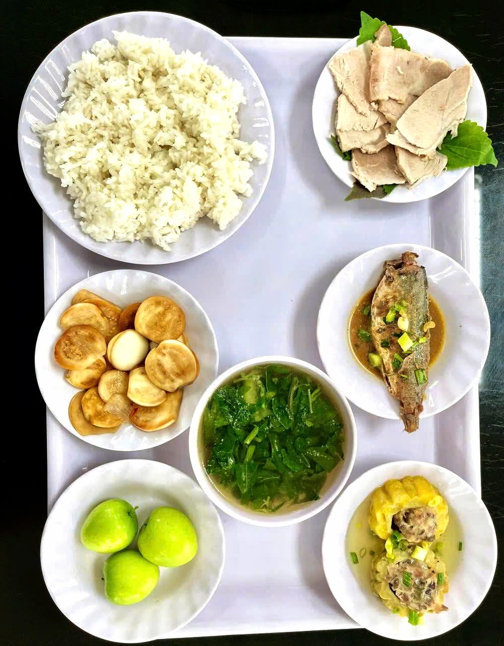suất ăn công nghiệp